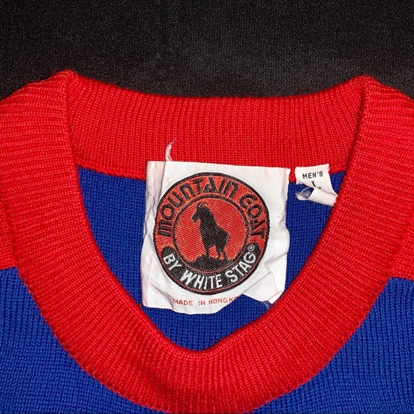 Vintage 1970’s Rainbow Sleeve Knit Sweater - Picture 3 of 3